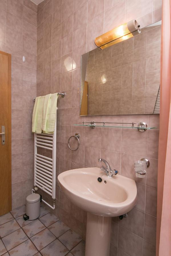 Apartment Brela 2717C Екстер'єр фото