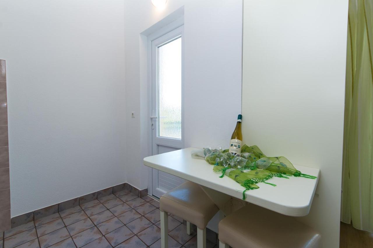 Apartment Brela 2717C Екстер'єр фото